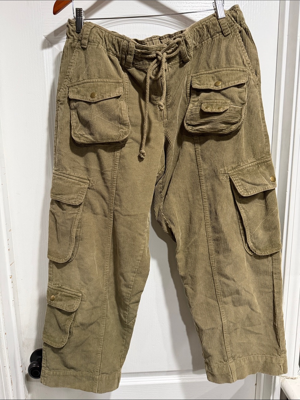 Free People Tahiti Cargo Pants in Olive